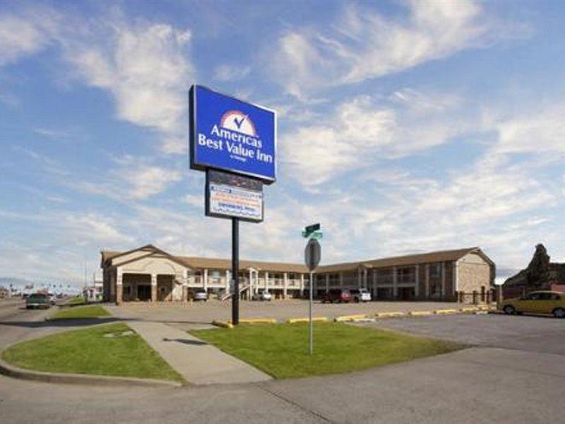 普赖尔美洲最佳价值酒店 Pryor Creek 外观 照片
